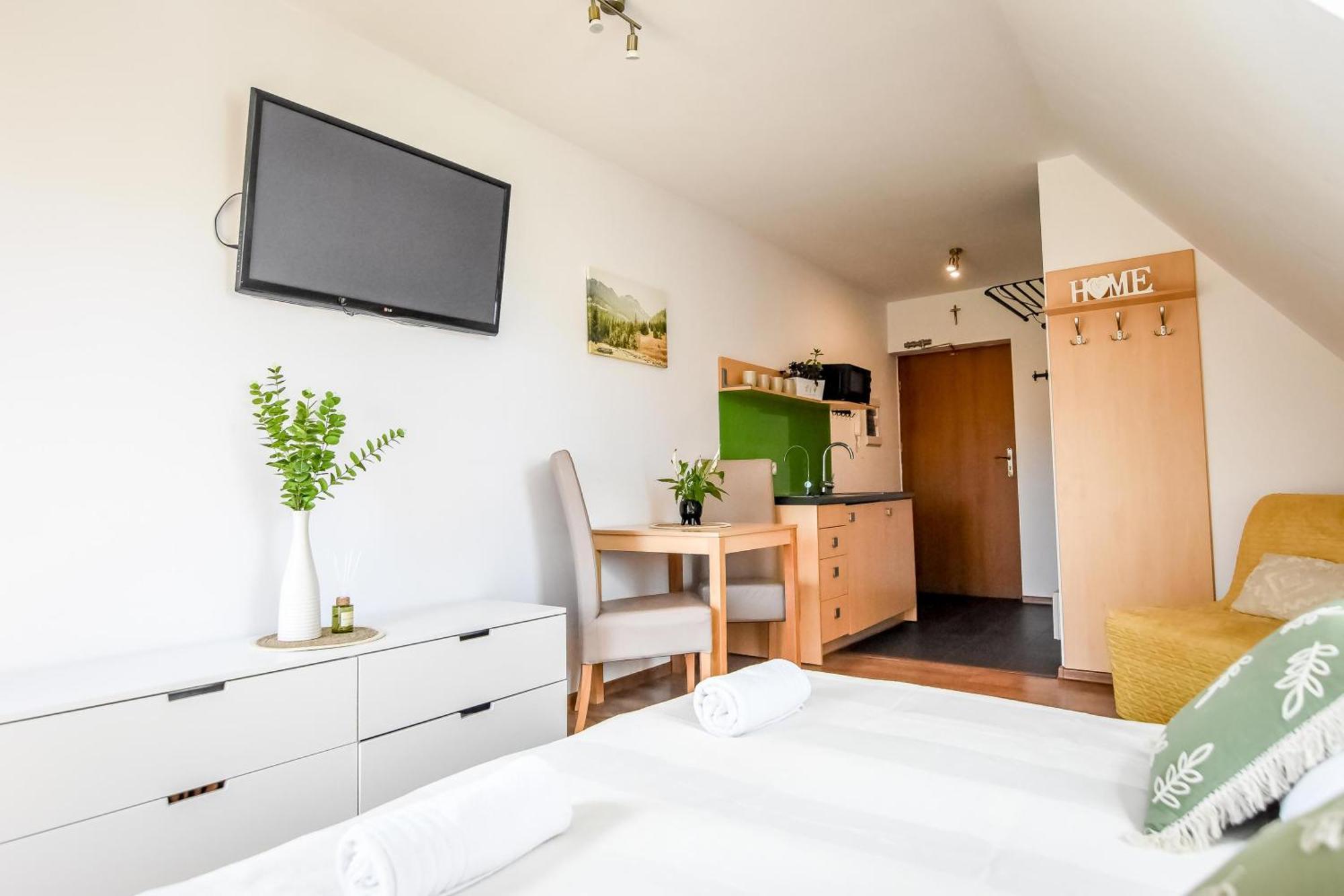 Apartment Aparteo Stojakowka *